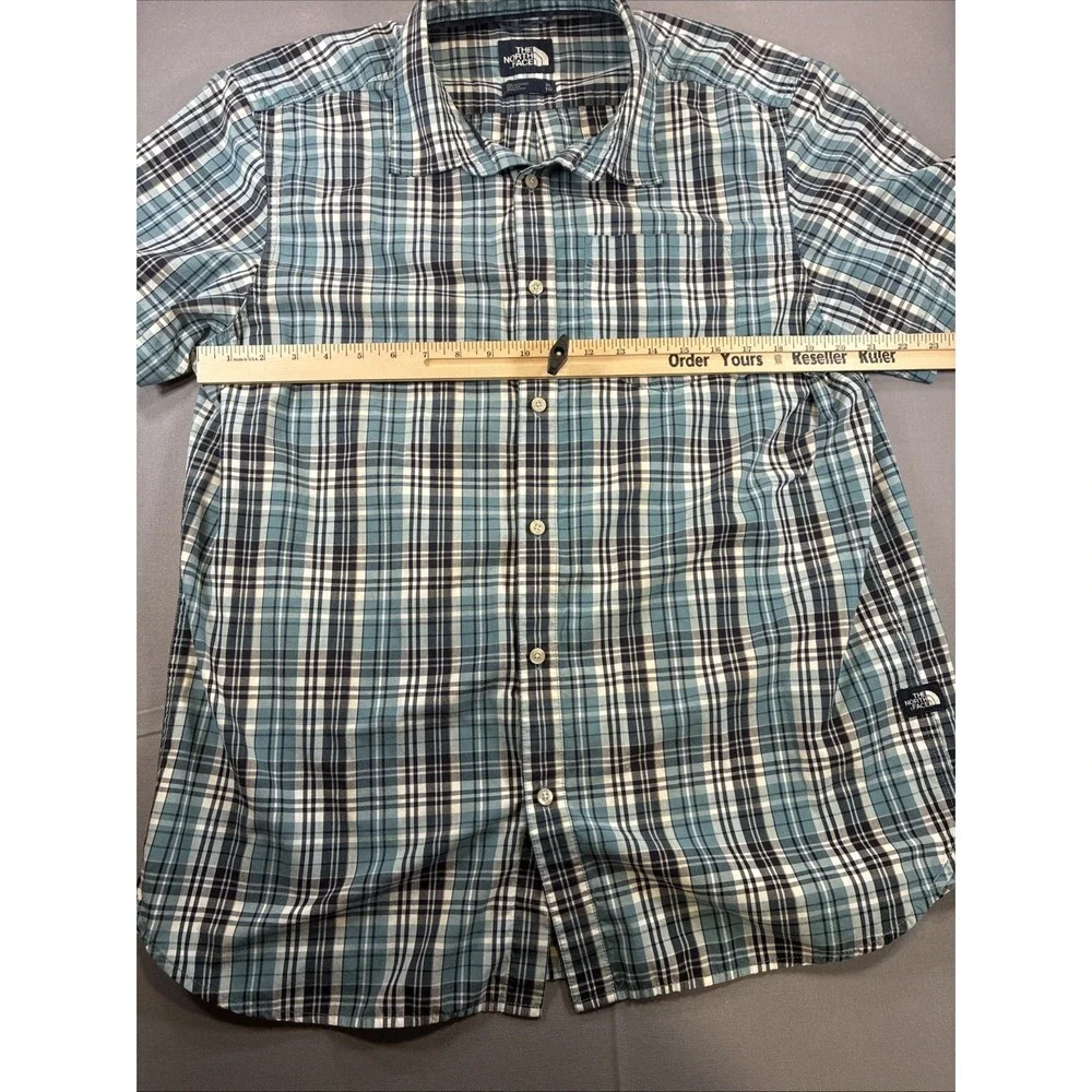 The North Face Mens Button Down Outdoor Shirt Short Sleeve Plaid Pocket Size XL